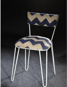 CHAIRCHEVRON PATTERNIRON FRAME CHAIR